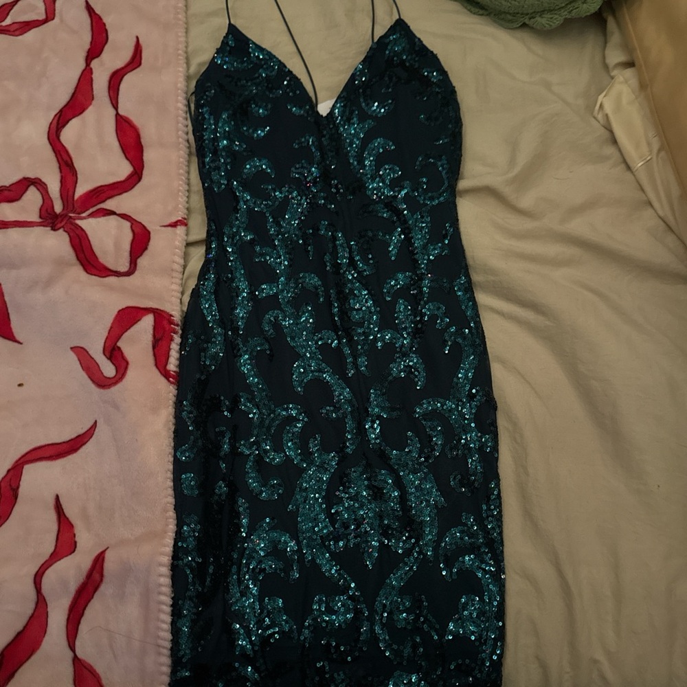 sparkly green dress